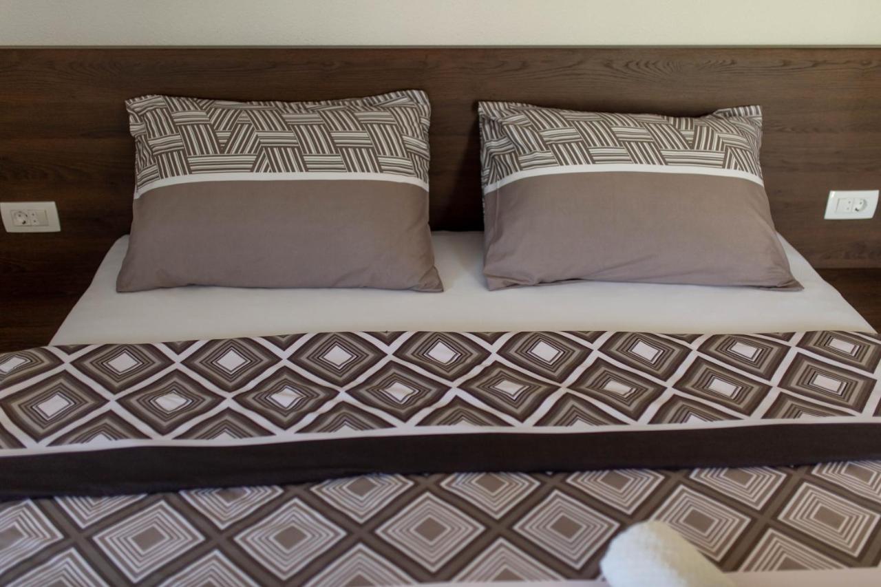 Apartmani Mia Prozor ภายนอก รูปภาพ