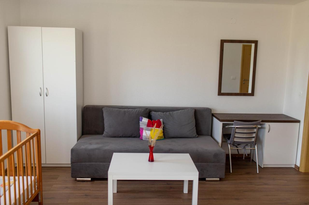Apartmani Mia Prozor ภายนอก รูปภาพ
